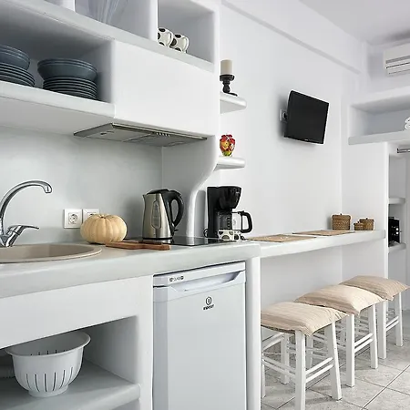 Elia 3* Pollonia